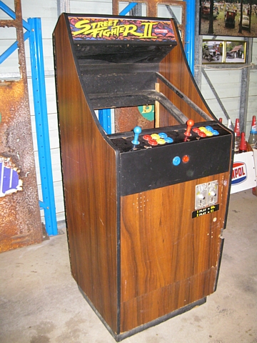 'Lowboy' Arcade